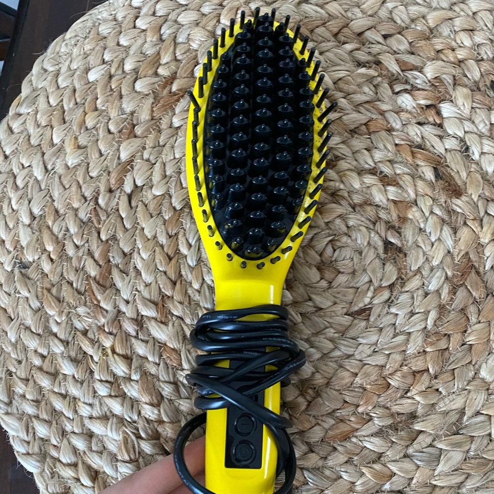📌Hair Straightening Brush
